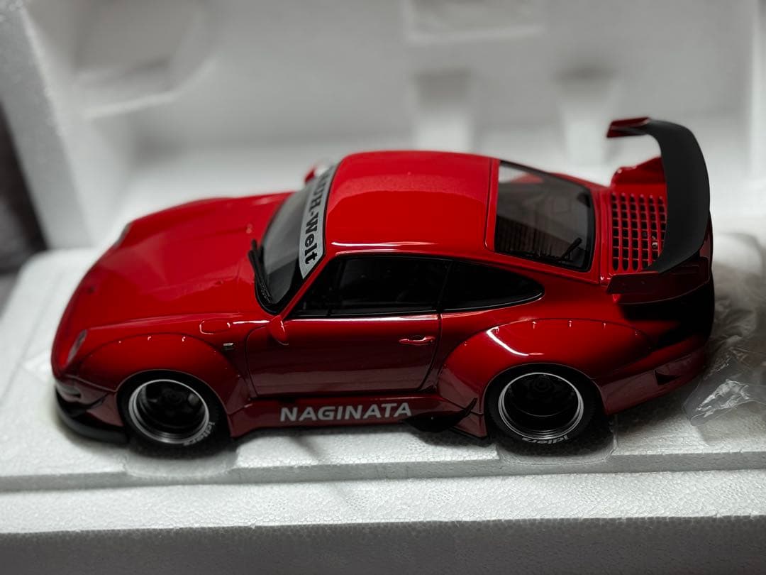 RWB 993 レッド/ガンメタル 1/18