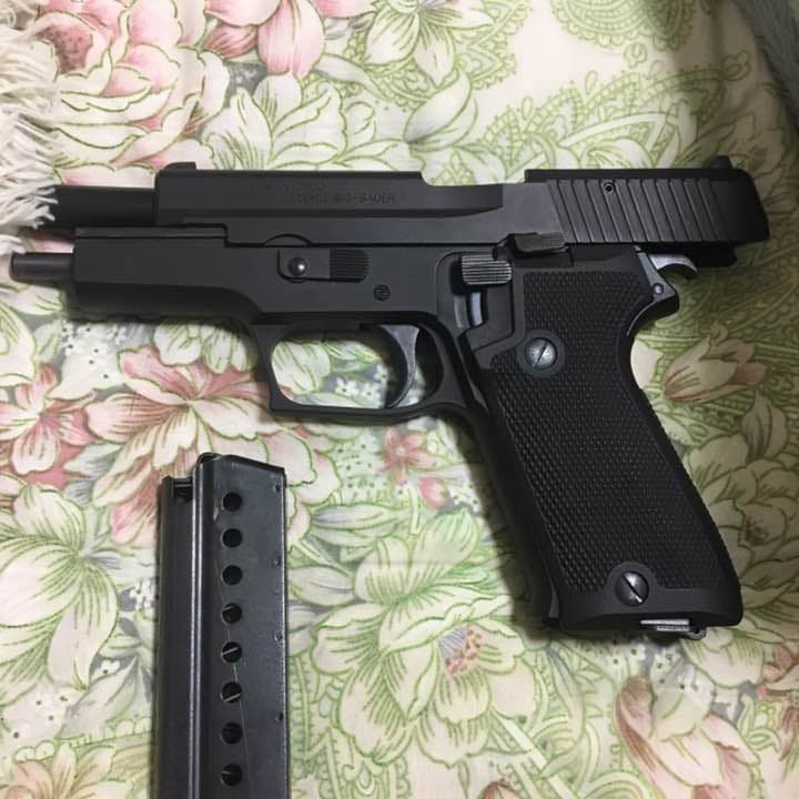 タナカ モデルガン P220
