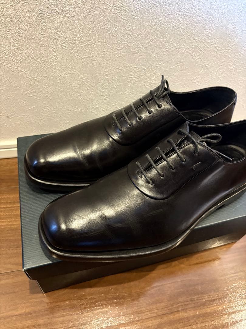 フェラガモ Salvatore Ferragamoレザーシューズ