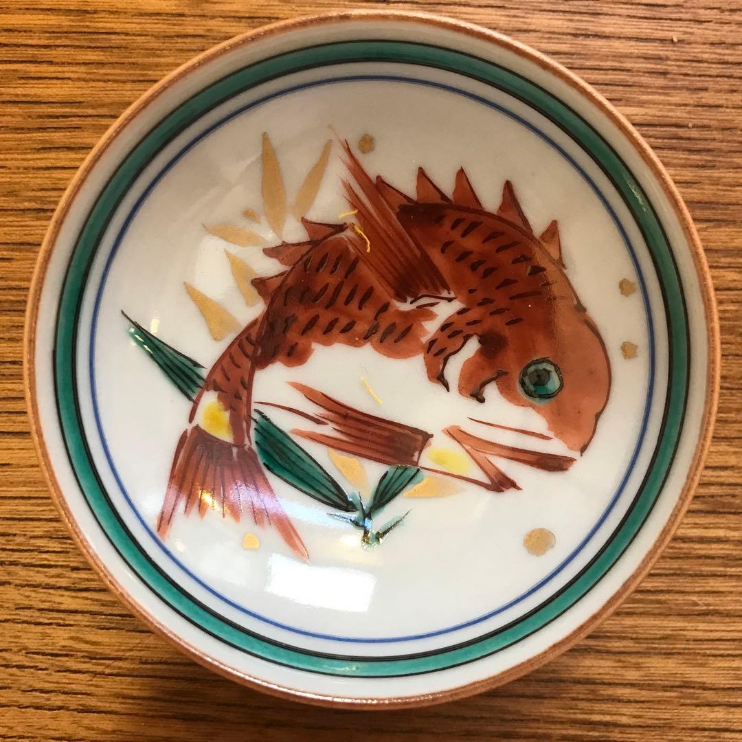 匿名配送込み　限定再値下げ¥→ 九谷焼　白舟 朝倉勝正　盃　えび　たい　箱付き