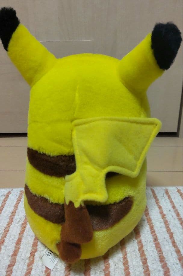 初代等身大ピカチュウ・おしゃべりピカチュウ・マクドナルドピカチュウ　3個セット