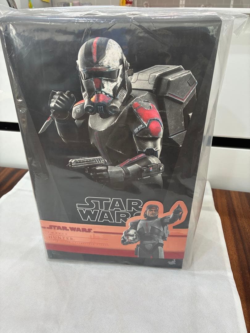 ホットトイズTMS050 バッド・バッチ ハンター Hunter1/6フィギュア