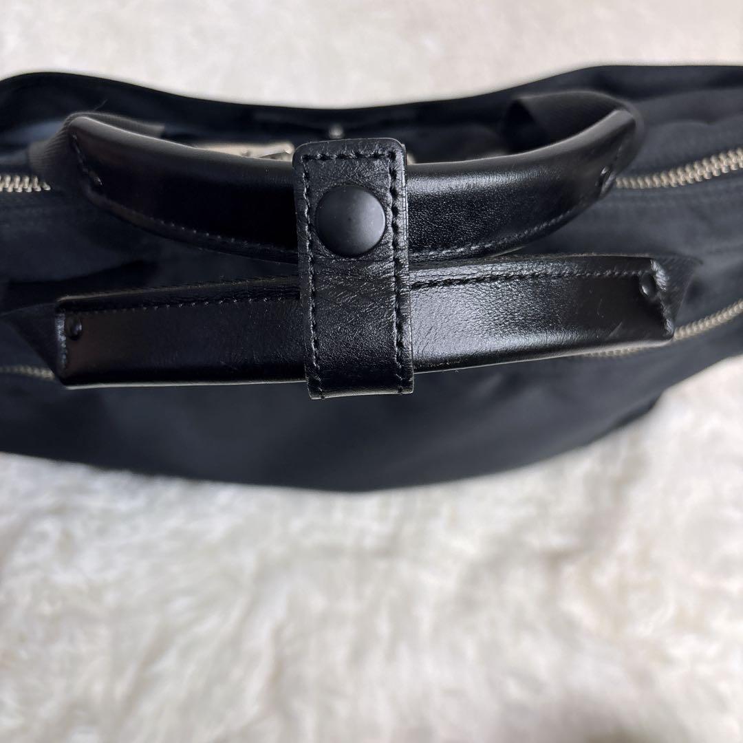 HAKO✨【美品 現行品 】PORTER LIFT ポーター リフト 黒