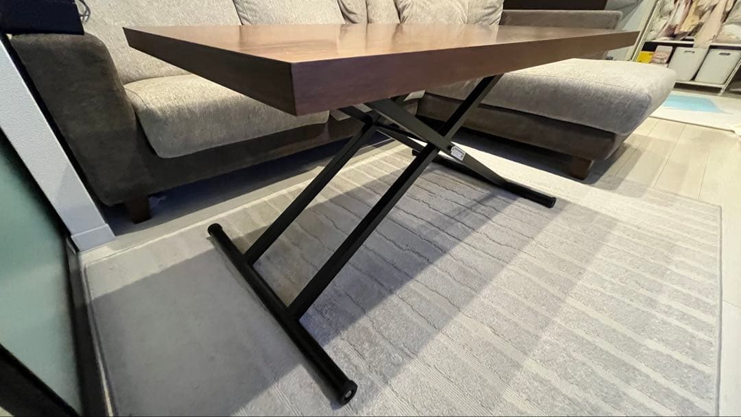 【掲載期間1/25まで！早い者勝ち】ニトリ昇降式ダイニングテーブル　ウォルナット