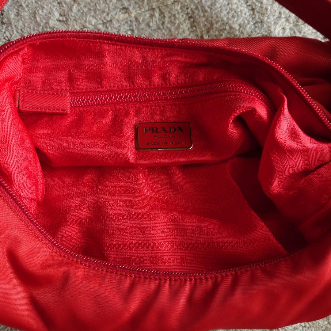 美品　PRADA ナイロン エナメル ショルダー バッグ　レッド 　イタリア製
