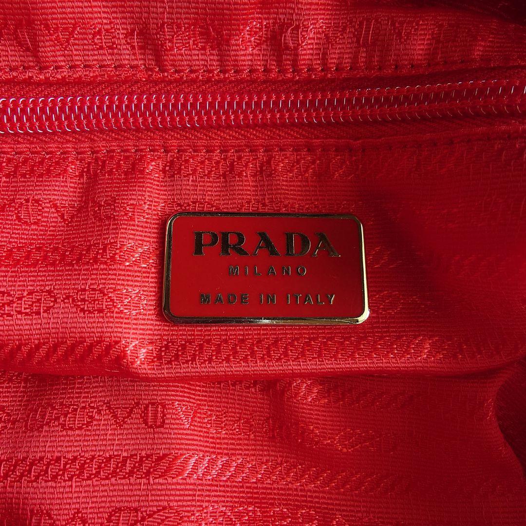 美品　PRADA ナイロン エナメル ショルダー バッグ　レッド 　イタリア製
