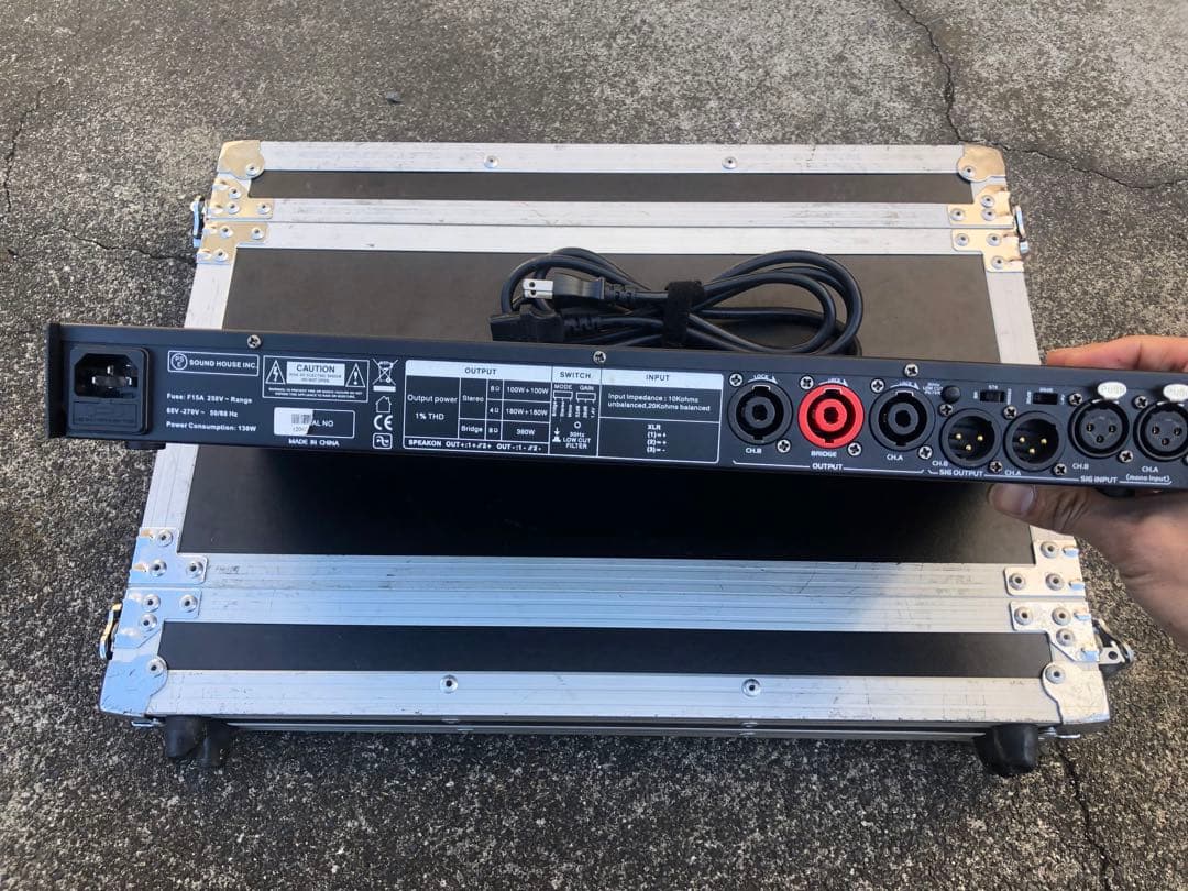 パワーアンプ　DCP400 クラシックプロ