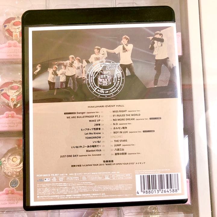 【貴重】BTS 1st JAPAN TOUR 2015 WAKE UP グッズ