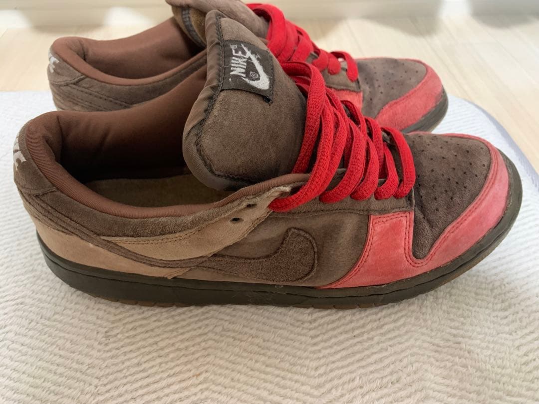 Nike スエード スニーカー ブラウン/レッド 通称つま赤　BISON