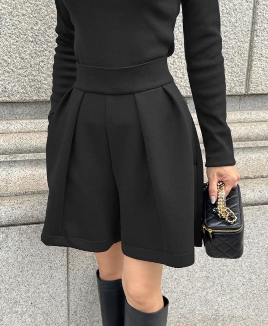 【新品】JENNEキュロット黒オールシーズンOK