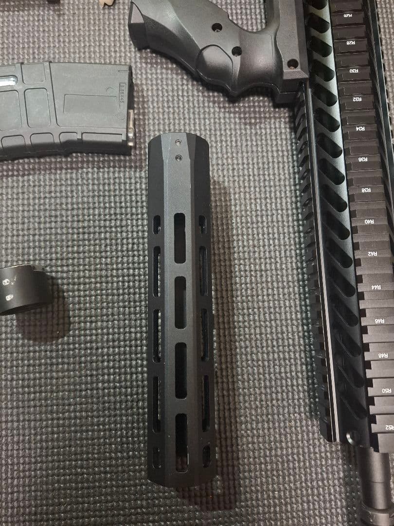 東京マルイ ナイツ SR-16 スタンダード電動ガン