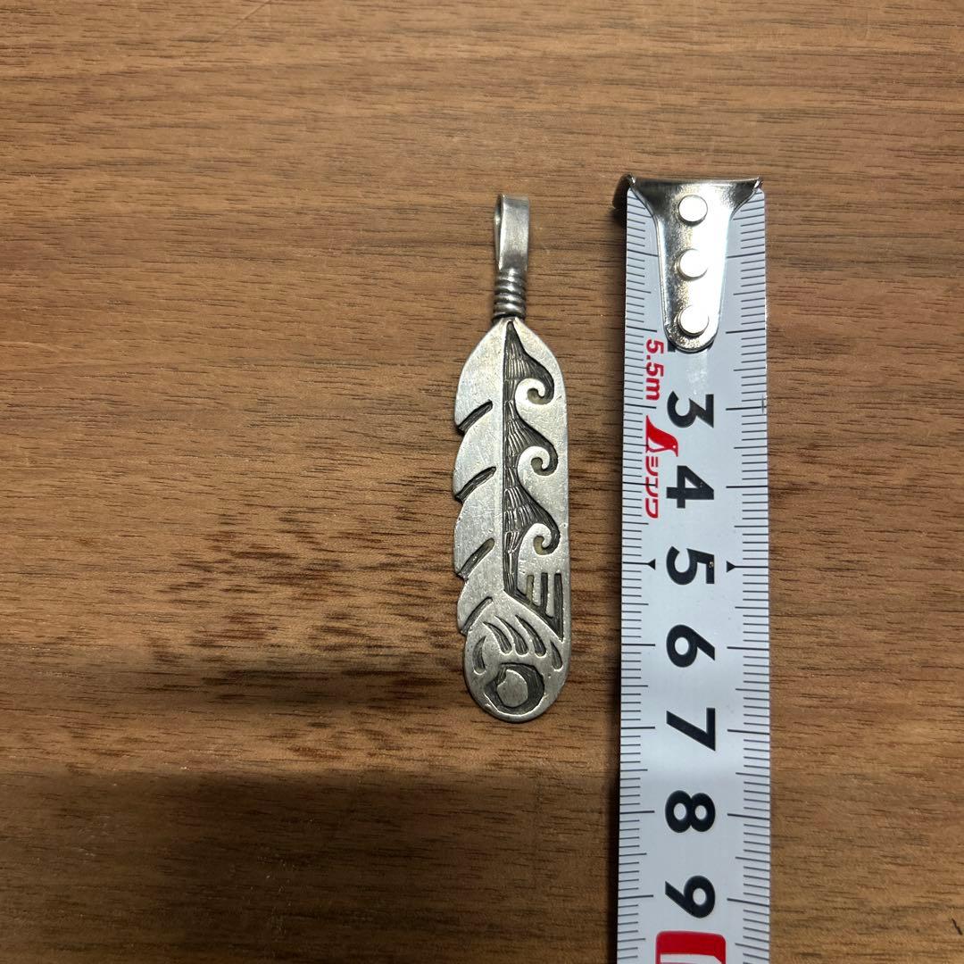 ホピ族 オーバーレイ フェザー ペンダントトップ