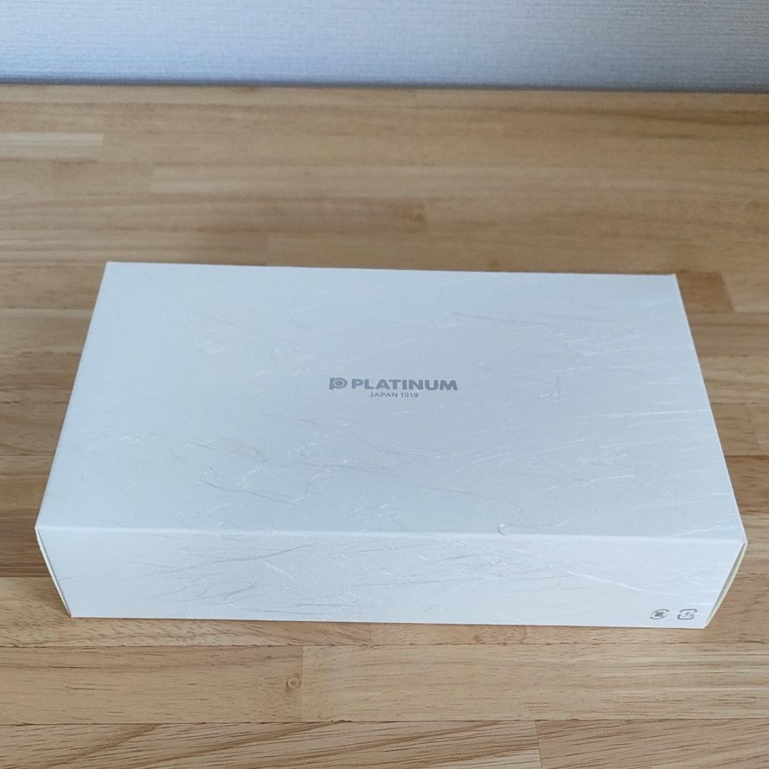 プラチナ万年筆 出雲 赤溜 中字 (M)