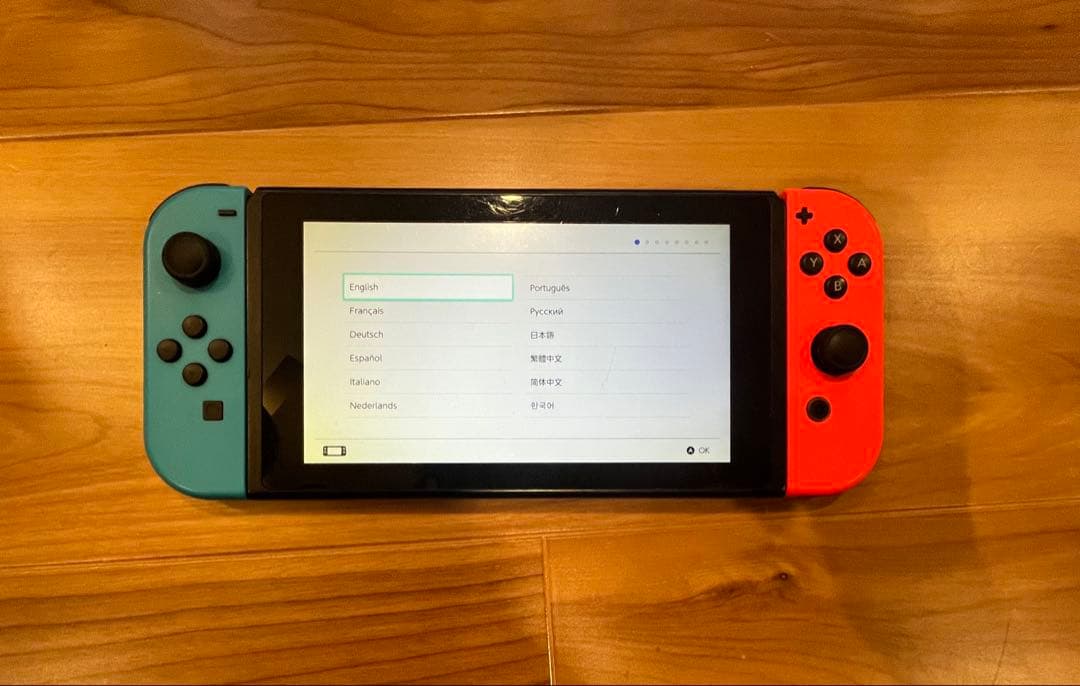 す*ぽ様 Nintendo Switch 本体 動作確認済み　ケース付き　SDカ