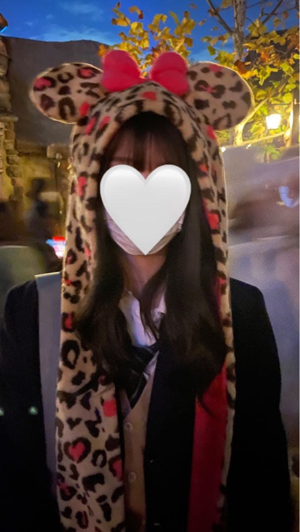 ディズニー ミニーちゃん ヒョウ柄 マフラー付き ファンキャップ