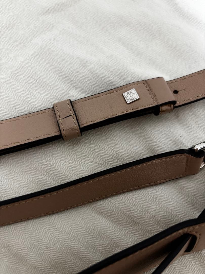 LOEWE アマソナ28 ミンク