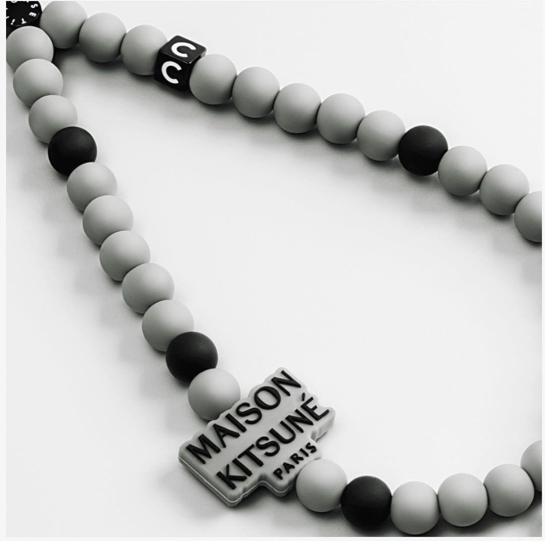 MAISON KITSUNÉ ストラップ オオカミチャーム付き