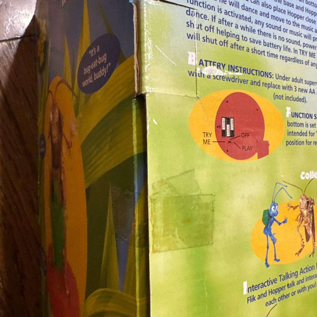 レア品！バグズライフ Talk 'N Dance Hopper
