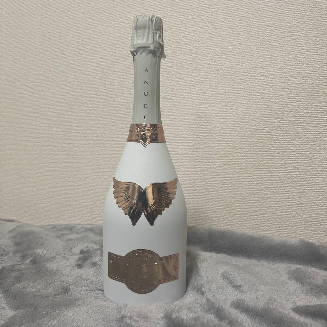 新品未開封】ANGEL シャンパン ホワイトボトル ケース付き