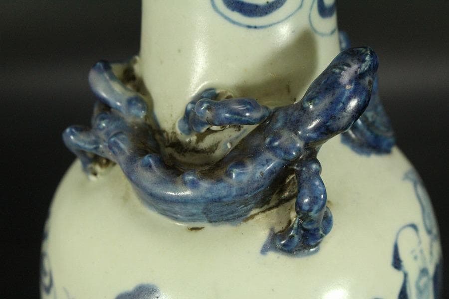 中国美術 青花 龍巻 仙人紋 瓶 高23.5cm(LC139)