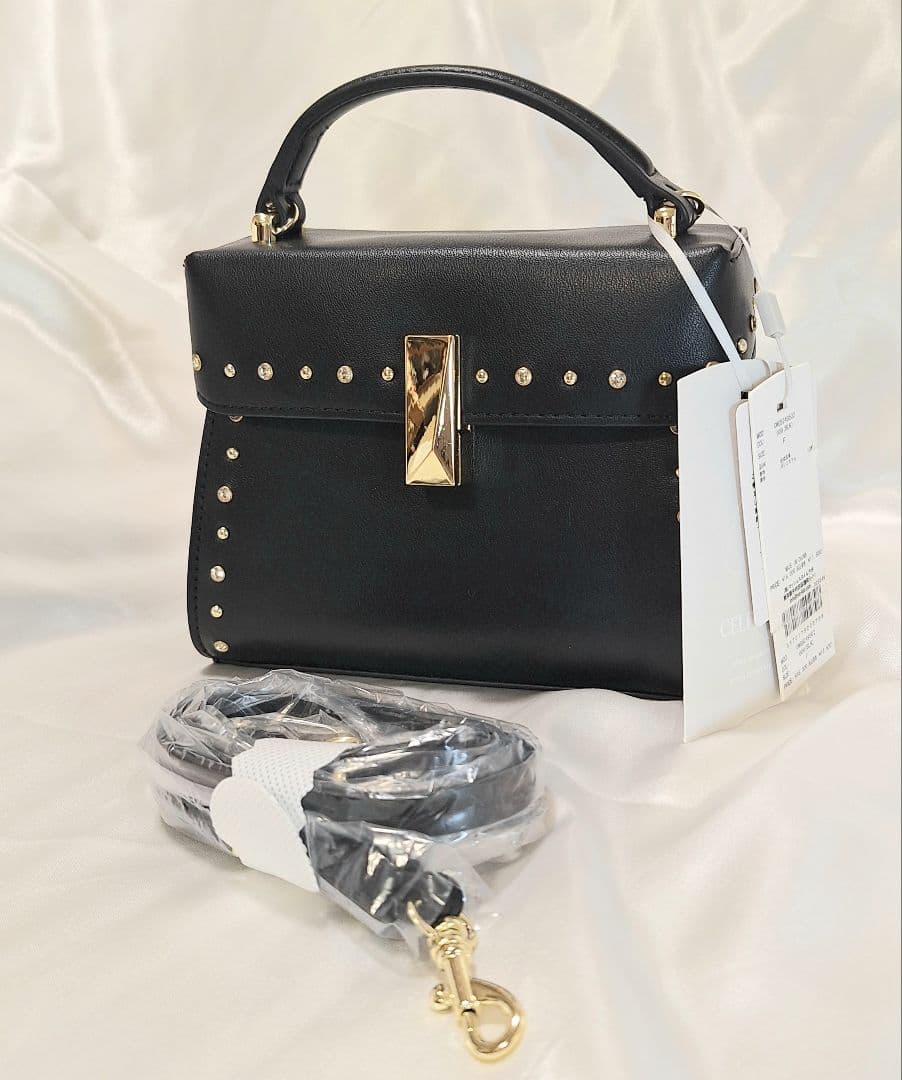 新品CELFORD セルフォード　ビジュースタッズポシェット ブラック