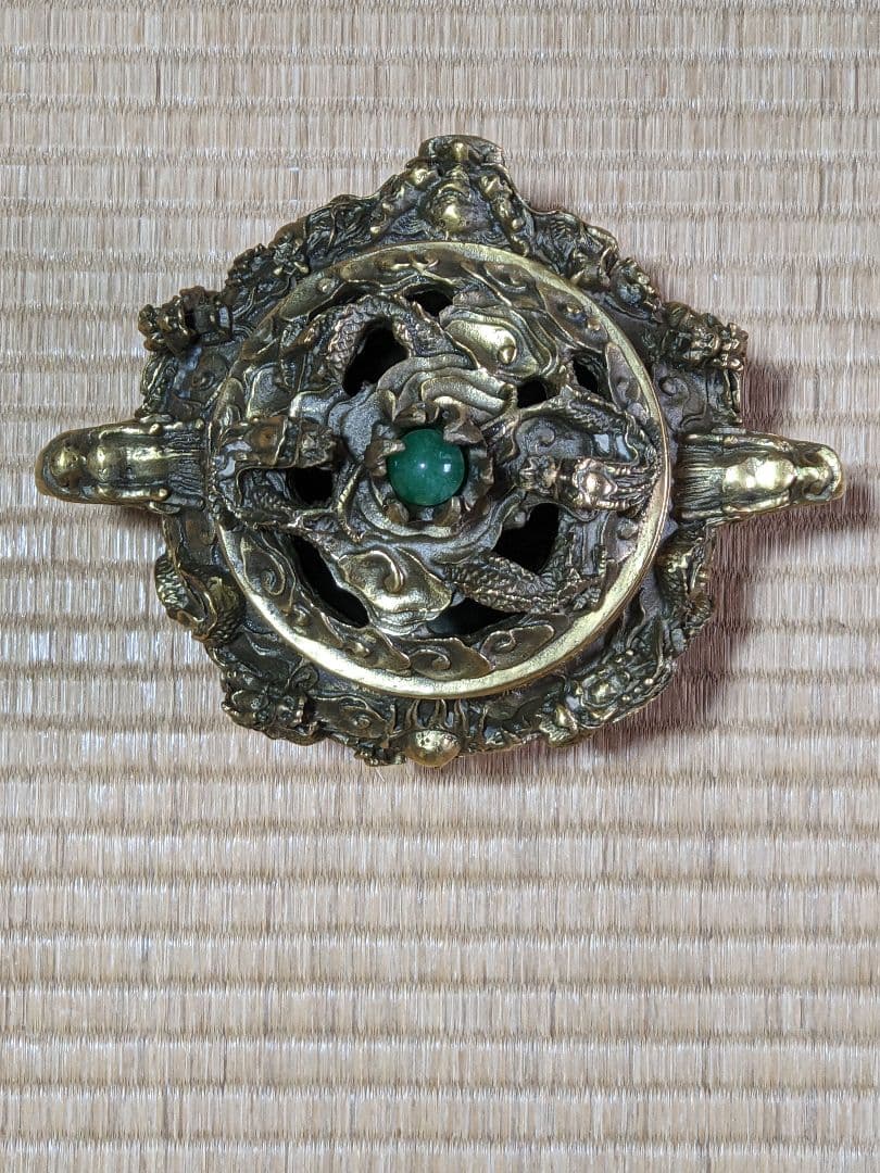 ♦中国 大明宣徳年製 蝋型細密 翡翠玉 龍文様 三足香炉 銅製 置物飾り 骨董品