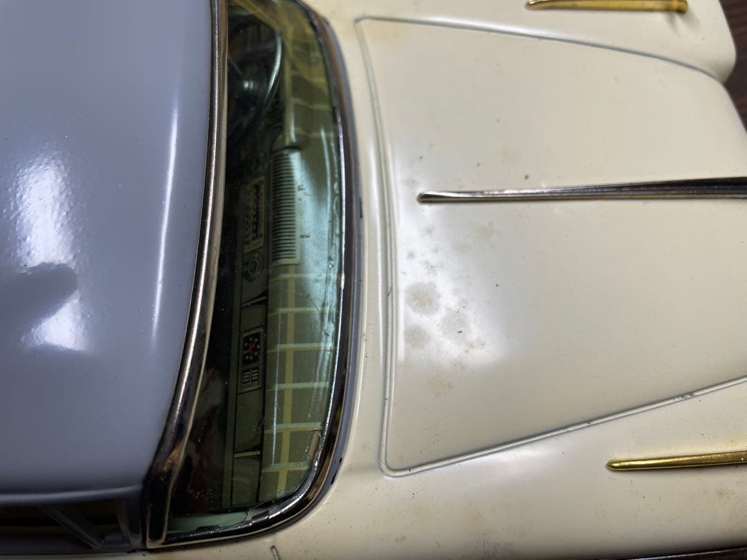 アサヒ玩具　ブリキ　BUICK 1957年モデル ミニカー