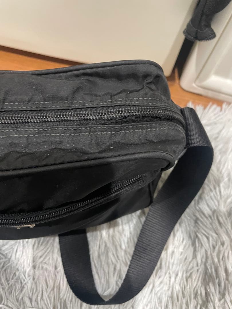 プラダ◆ナイロン◆ショルダーバッグ◆サフィアーノ◆ブラック　黒