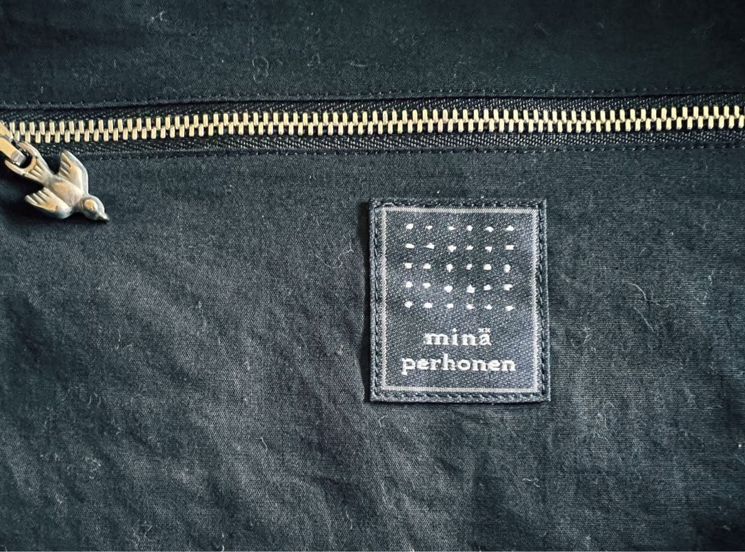 【美品】ミナ ペルホネン タンバリン ショルダーバッグ小 ネイビー×ホワイト