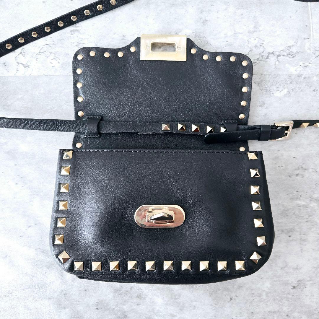 Valentino ロックスタッズ ショルダーバッグ ブラック
