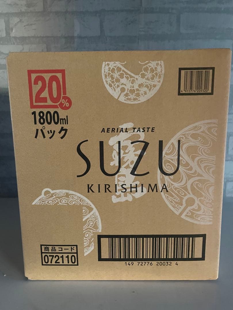 霧島酒造鈴霧島20度 1.8パック6本入
