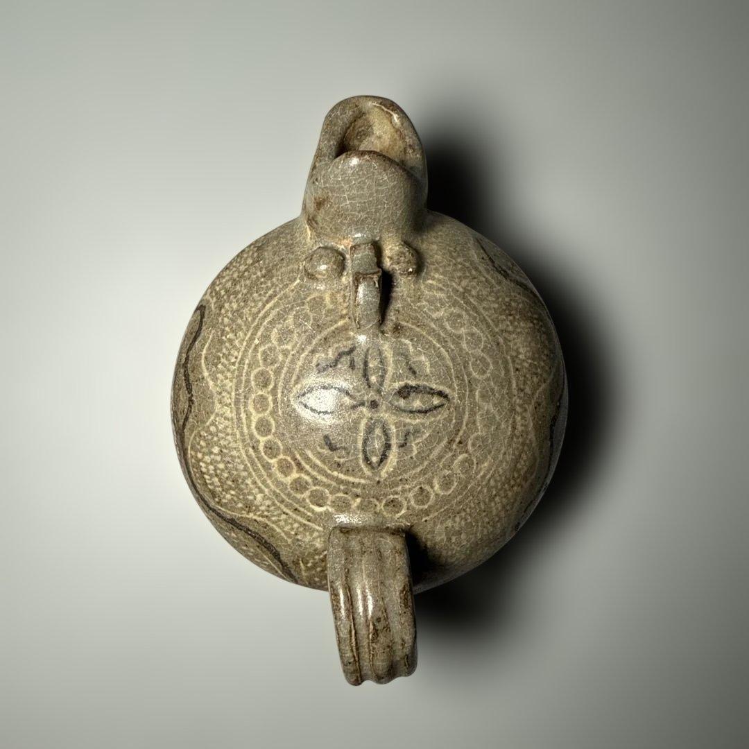 李朝 粉青沙器水滴 象嵌 印花 灰釉薬 朝鮮美術 珍品 古美術 李朝