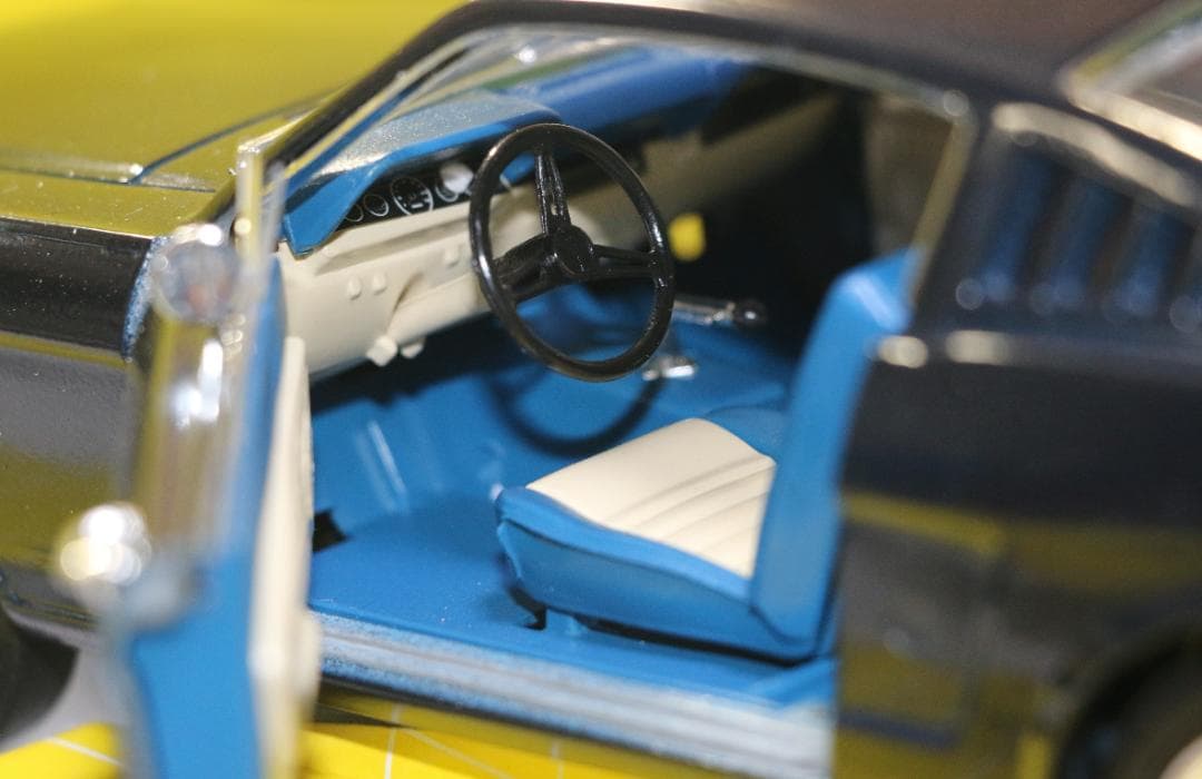 貴重　JOUEFエボリューション製 フォード・ムスタング350GT　紺１／１８