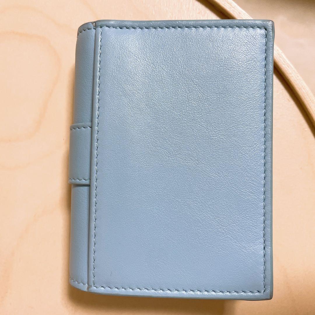 FERRAGAMO 二つ折り ハグ コンパクトウォレット ミニ財布 oggi掲載