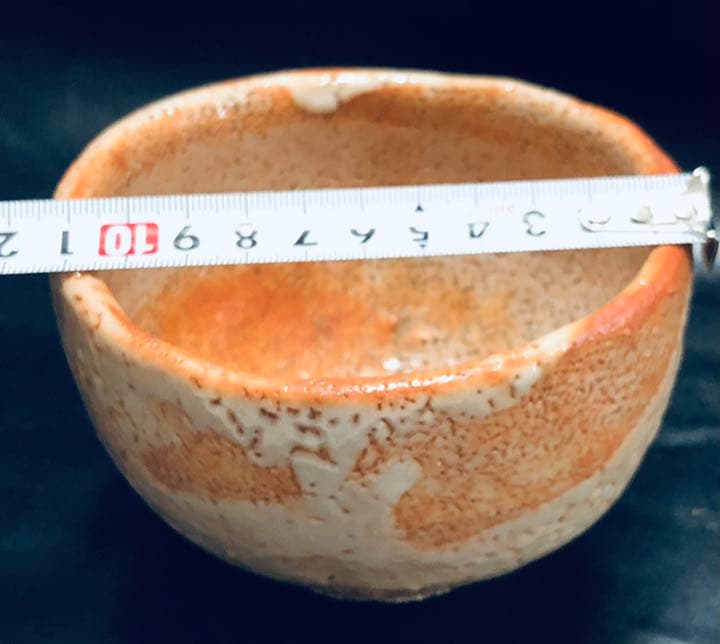 究極の美◼️蔵から美しい夕焼け色に鈴蘭が描かれた抹茶茶碗が出てき