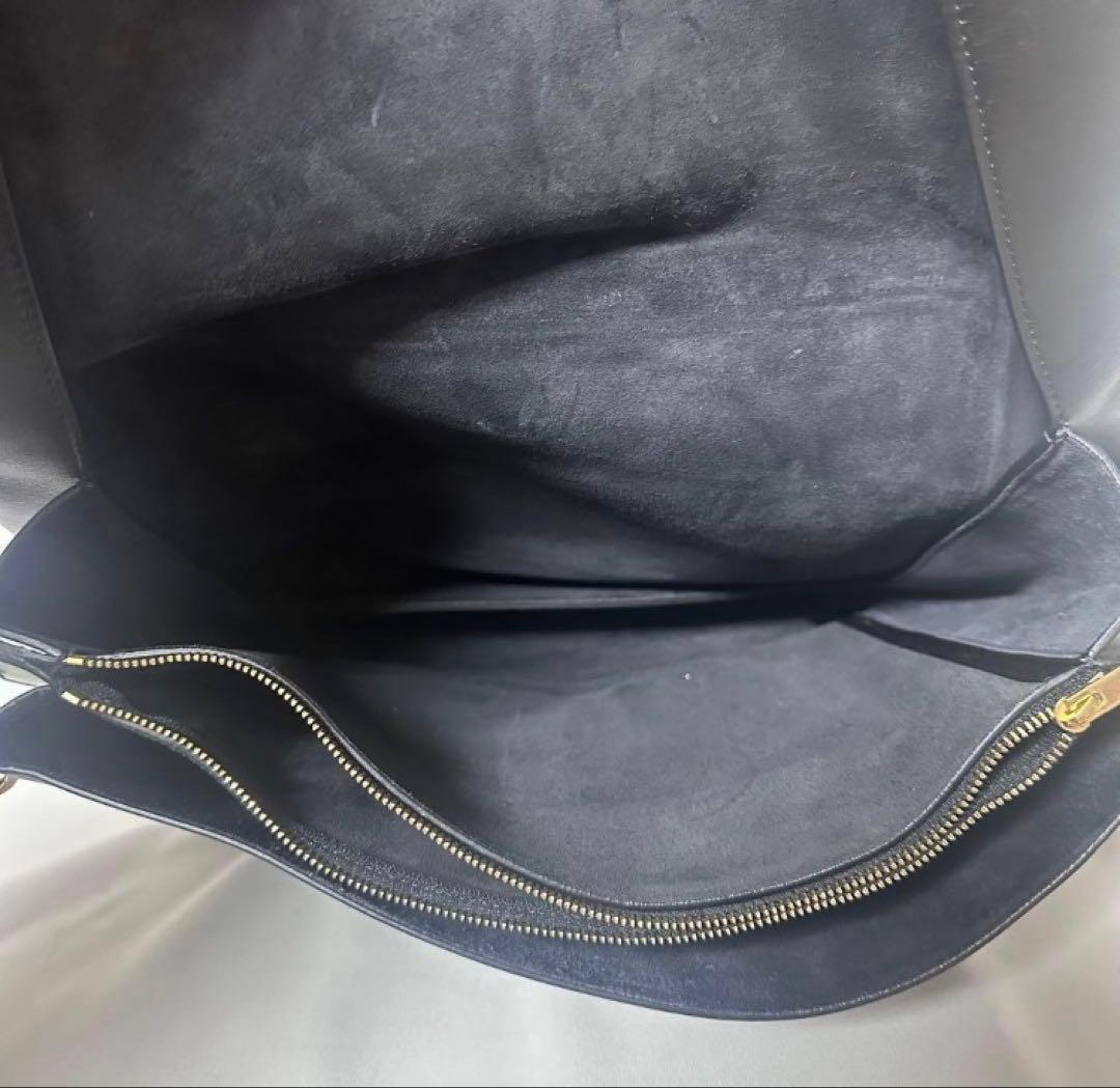 CELINE セリーヌ ブレード ショルダーバッグ ブラック ※注意点あり※
