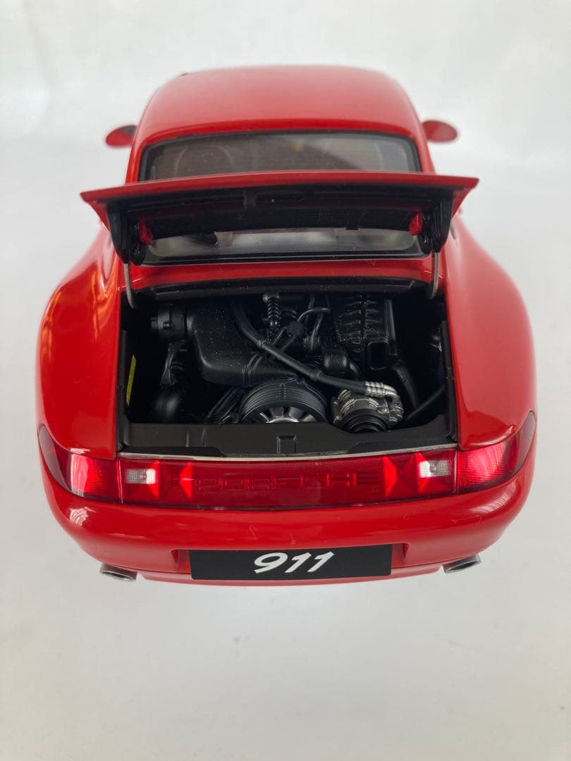 AUTOart 1/18 ポルシェ 911