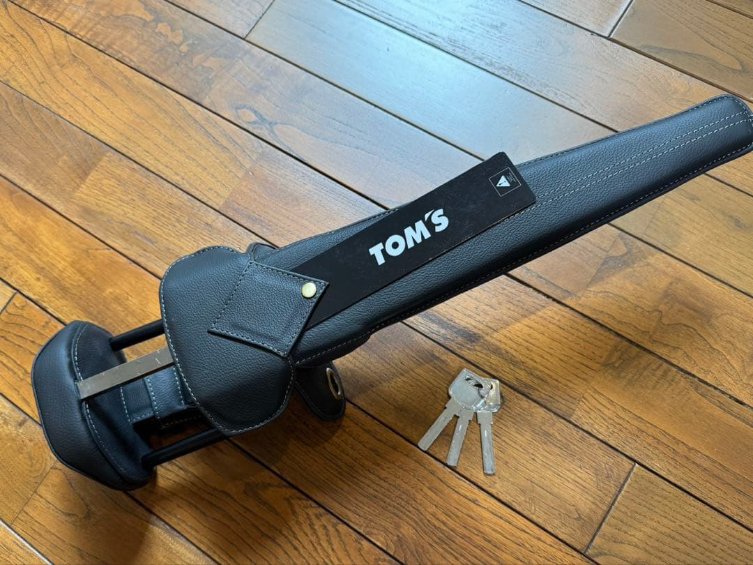 TOM'S ステアリングロック 鍵3本付き