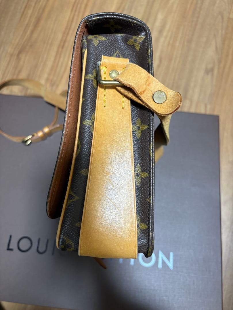 【美品】Louis Vuitton カルトシエールモノグラム バッグ