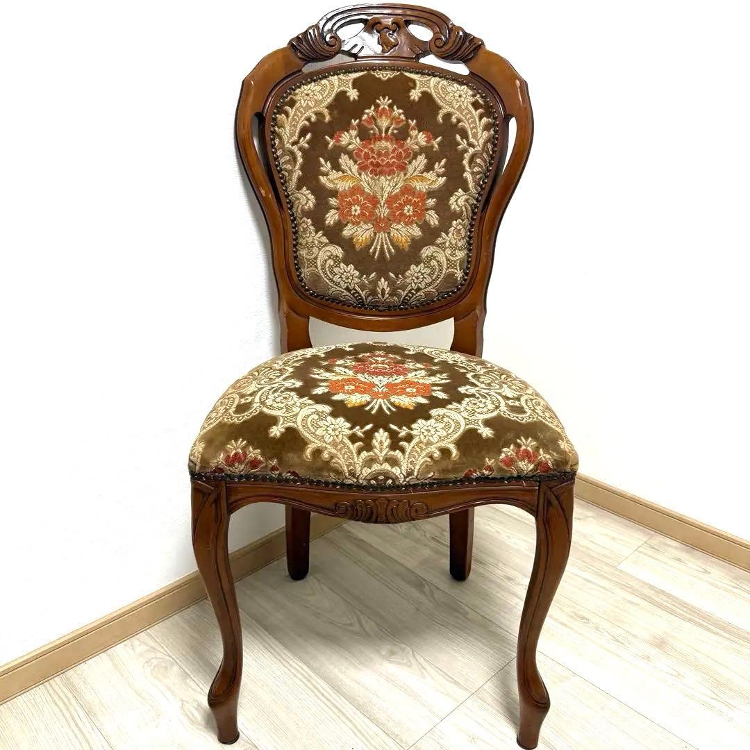 アンティーク調 ダイニングチェア 茶系 猫脚 猫足 彫刻 洋風 ロココ調