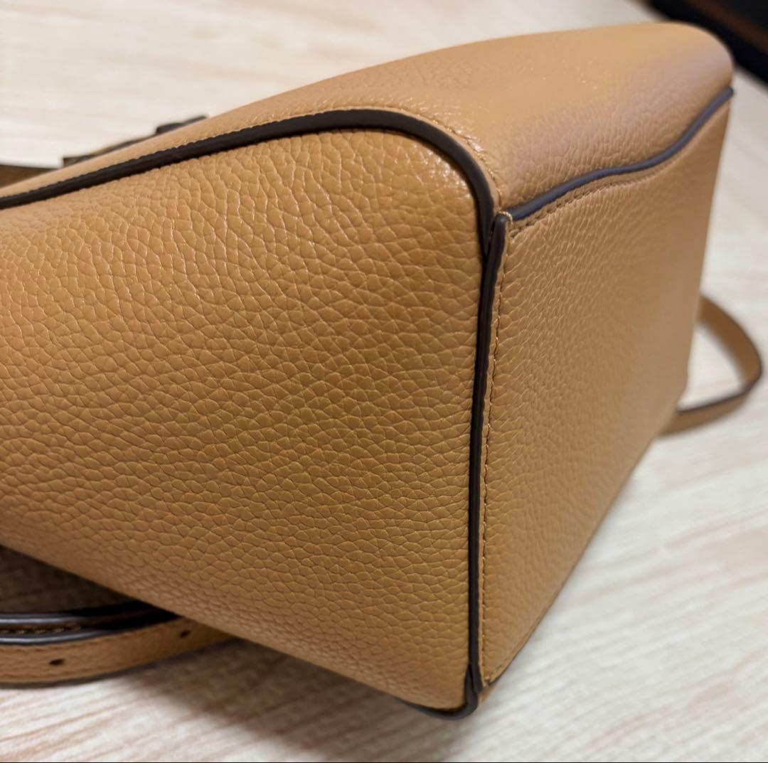 ✨極美品✨トリーバーチ マックグロー　スモールバケット バッグ ティラミス