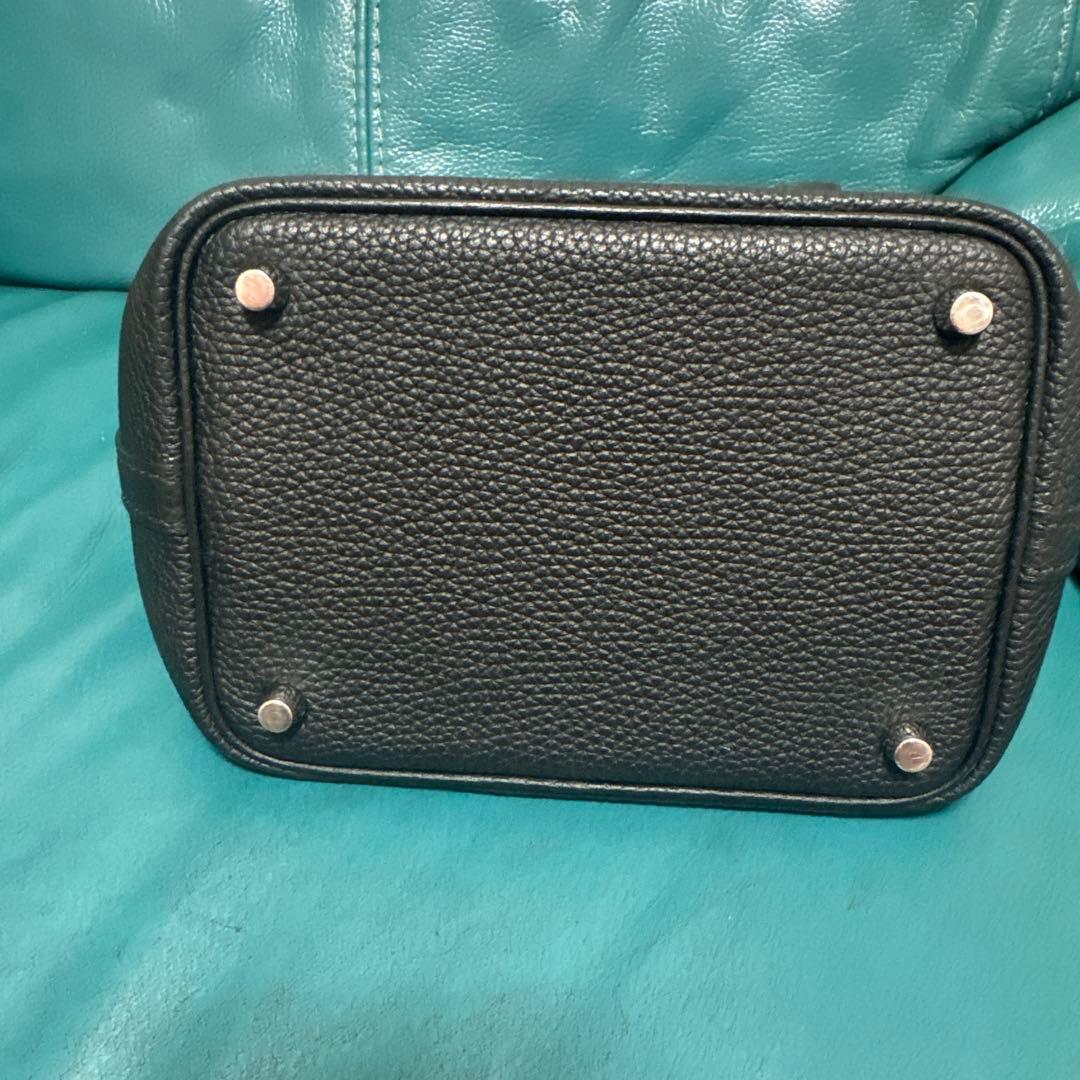 HERMES ブラック ハンドバッグ