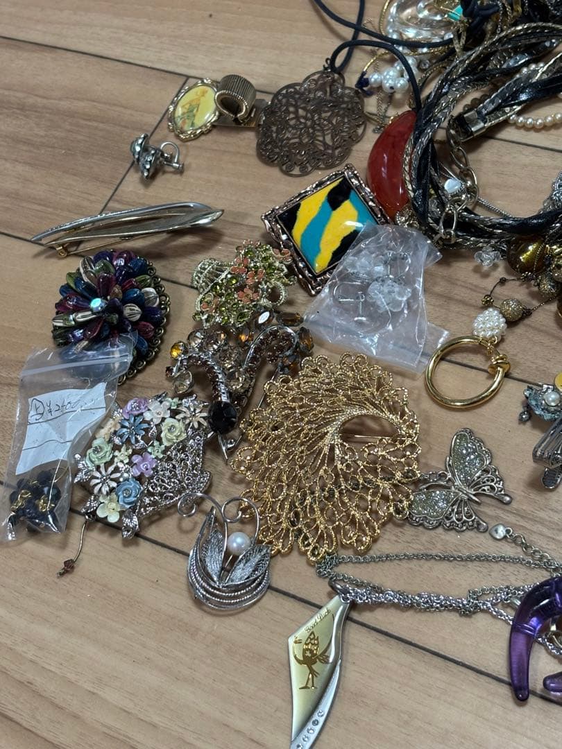 アクセサリー 約12kg まとめ売り　ジャンク品