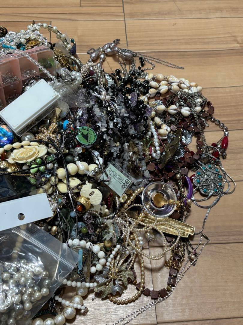 アクセサリー 約12kg まとめ売り　ジャンク品