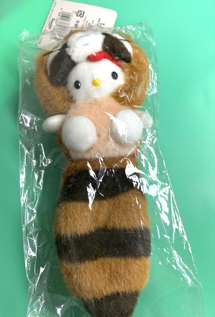 ハローキティ　しっぽ倶楽部　ネコ　アライグマ　セット