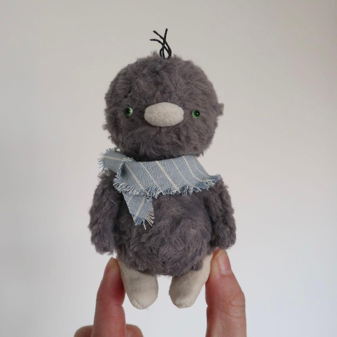 悲しげな灰色ヒヨコ ぬいぐるみ アーティストベア 海外作家様 ハンドメイド