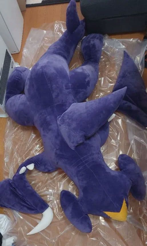 商品名】大きなガブリアスクッション