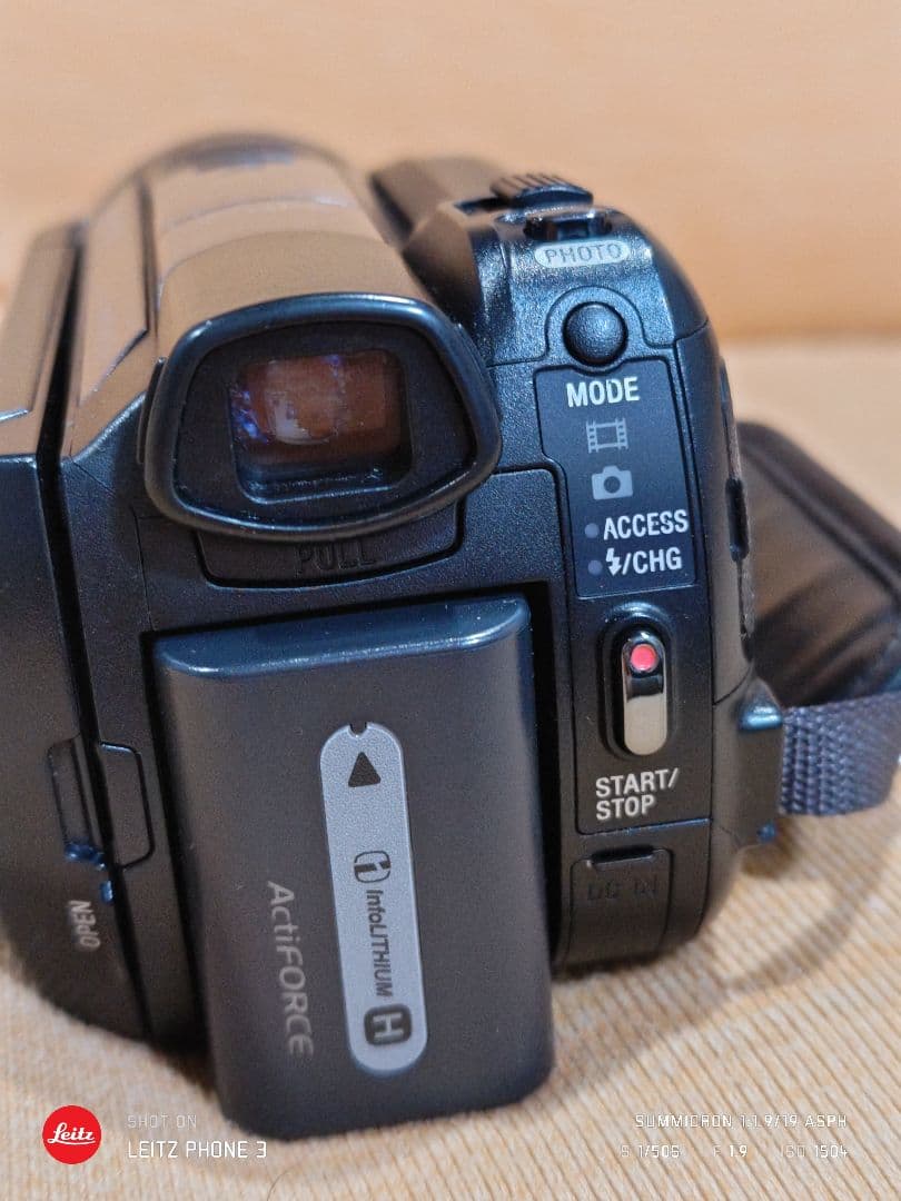 SONY HDR-XR520 HDビデオカメラ