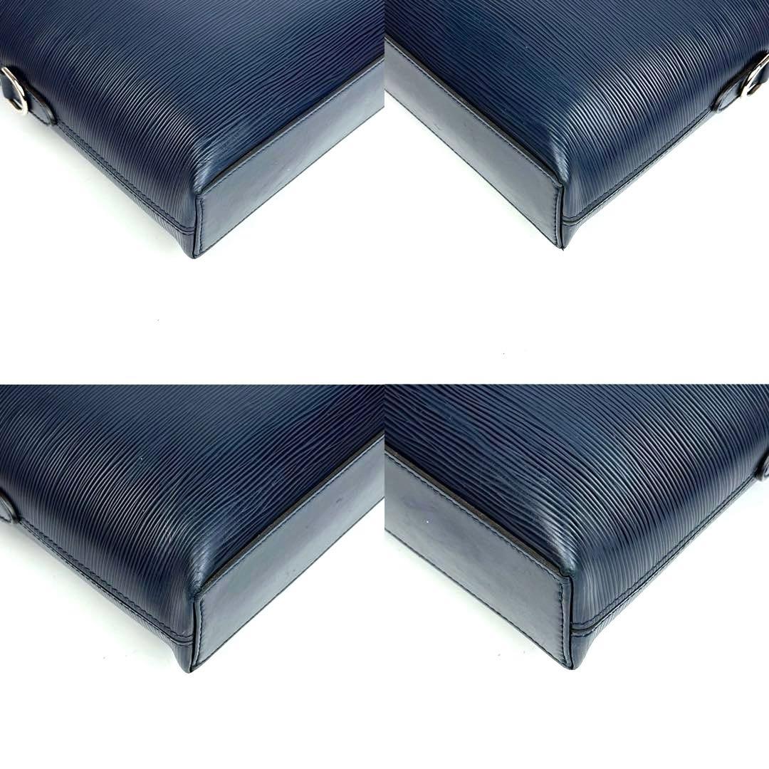 MASK ルイヴィトン エピ ポルトドキュマンジュール M51177