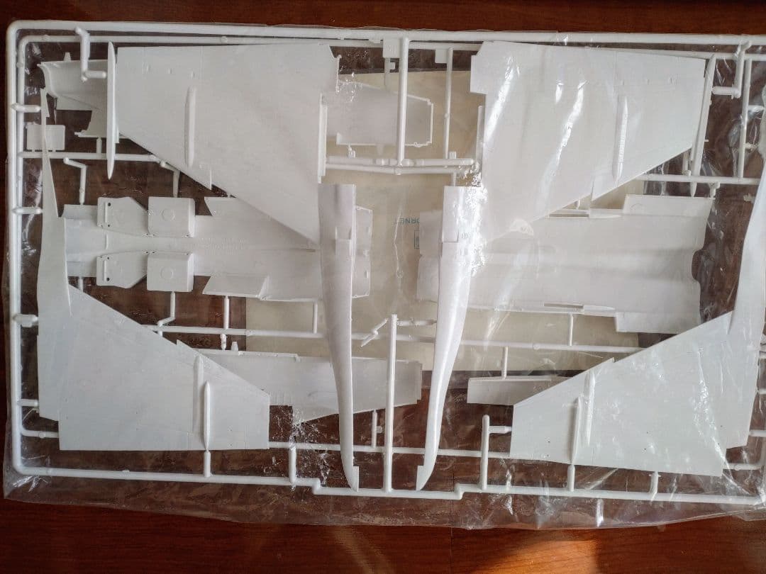 【ハセガワ】1/32 マクダネル・ダグラス F-18 ホーネット